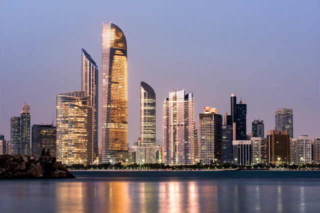 Relocation guide to Abu Dhabi – Moving tips and real estate opportunities in the UAE capital.